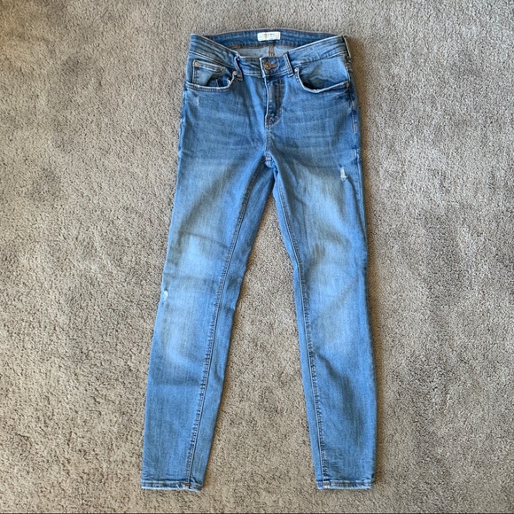 Zara Jeans Womens 6 Skinny Distressed Light Wash Blue
